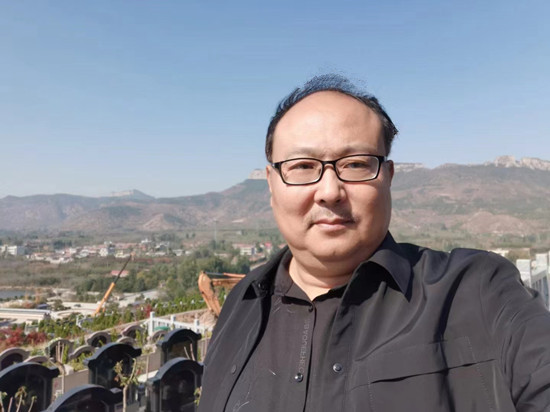 2022年10月山东，这些人造墓地，混凝土做地基，难搞！